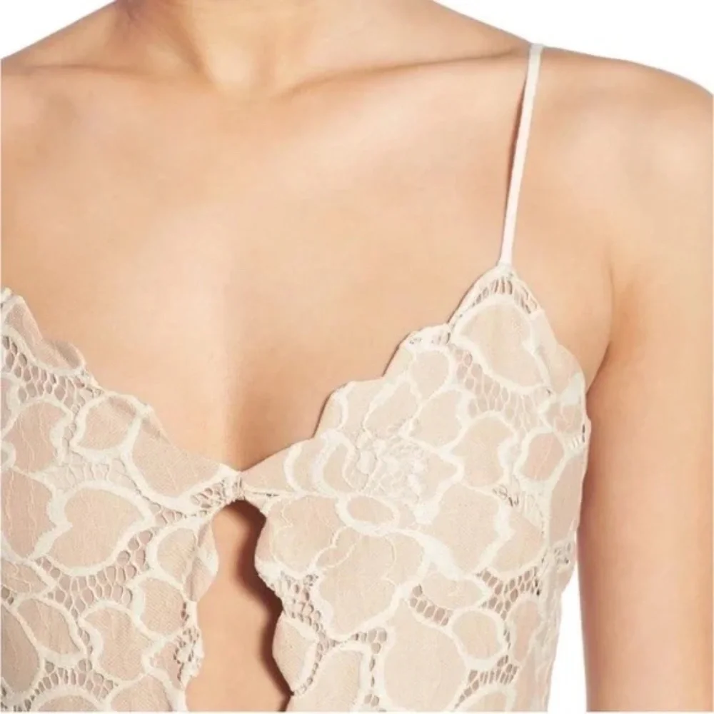 Tularosa Revolve Bryce Maxi XS in Pale Blush - Picture 4 of 7